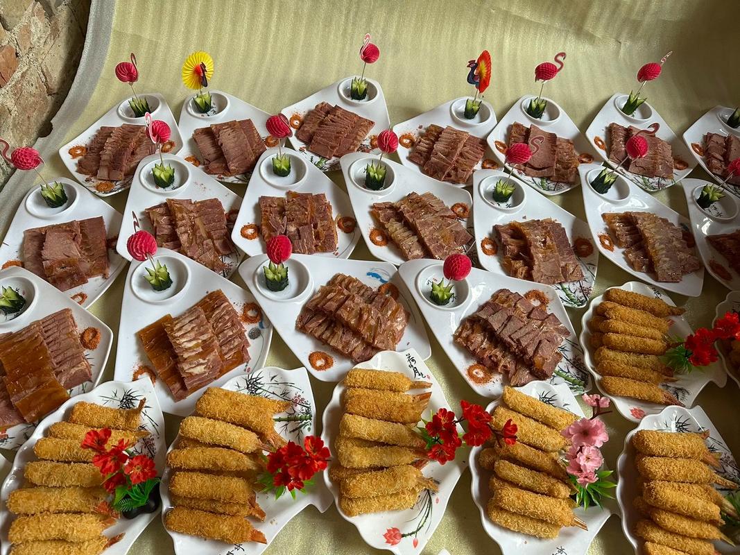 李记鼎盛餐饮管理李静在抖音记录美好生活20230602